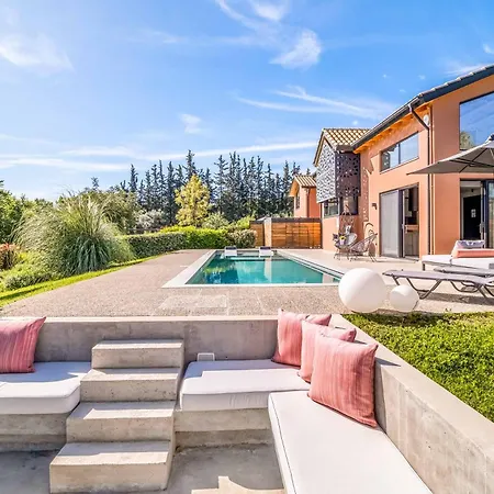 Fire Villa Ligia
